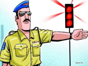 08_04_2022-traffic_police